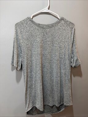 Lululemon Men’s Gray Heather Short-Sleeve Tee